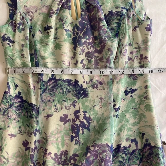 SHANGHAI TANG Green/Purple Floral 100% Silk Crepe Mini Sheath Dress SZ 8 - Picture 11 of 13